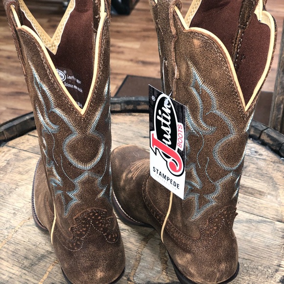Justin Boots - Picture 3 of 5